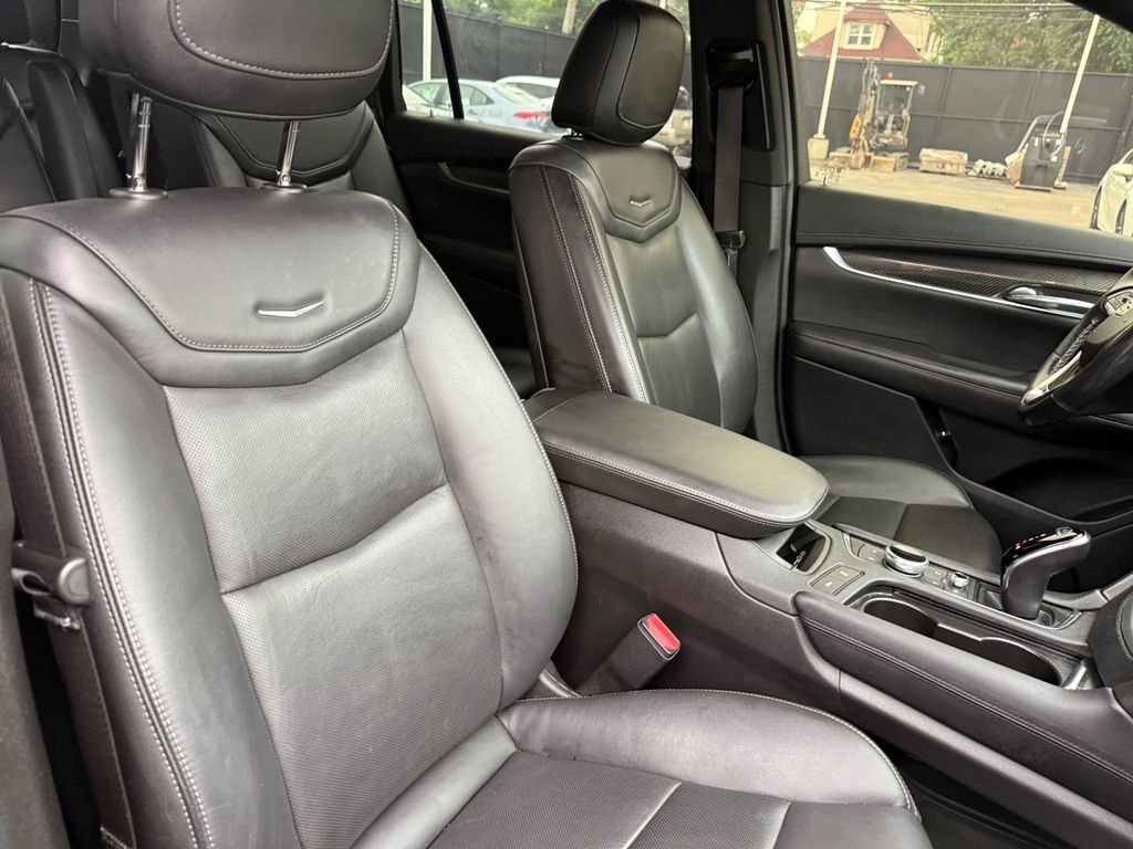 Used 2021 Cadillac XT6 Sport AWD/4WD image 18