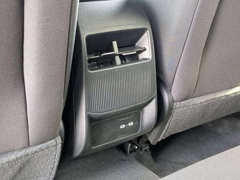New 2026 Jeep Cherokee Laredo AWD/4WD image 31
