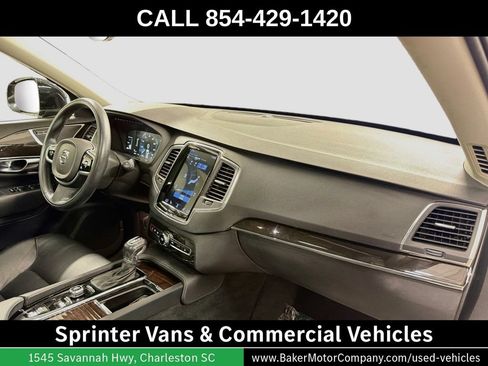 Used 2018 Volvo XC90 T5 Momentum w/ Convenience Package AWD/4WD image 30