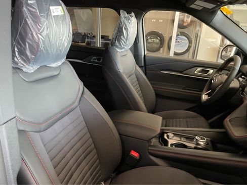 New 2026 Ford Explorer ST-Line image 37