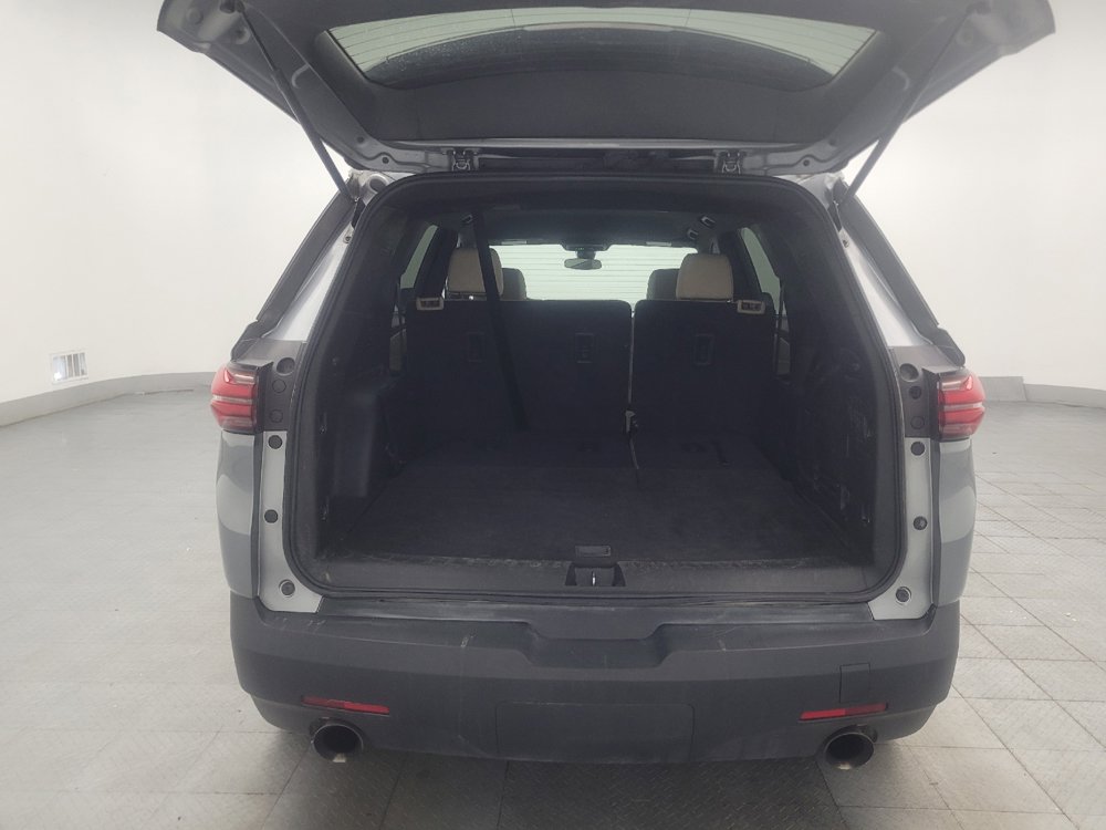 Used 2023 Chevrolet Traverse LS FWD image 29
