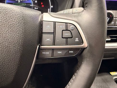 Used 2024 Toyota Grand Highlander AWD Hybrid image 28