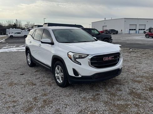 Used 2019 GMC Terrain SLE image 1