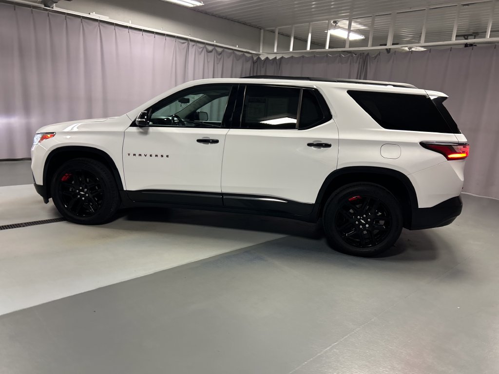 Used 2019 Chevrolet Traverse Premier w/ Redline Edition AWD/4WD image 4