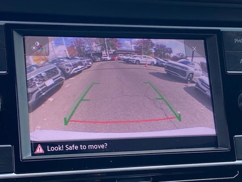 Certified 2022 Volkswagen Jetta Sport image 15