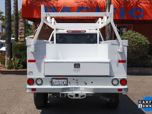 Used 2022 Chevrolet Silverado 2500 LT w/ Convenience Package image 8