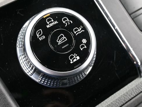 Used 2022 Mitsubishi Outlander ES image 26