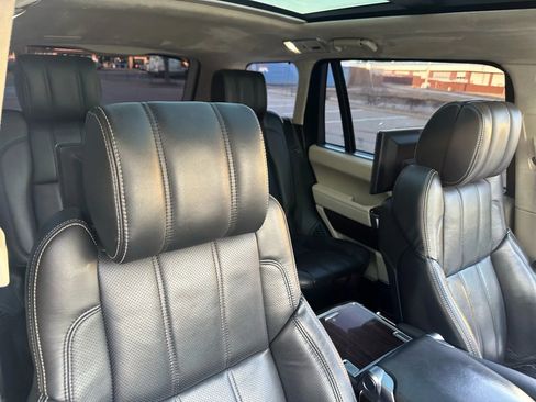 Used 2014 Land Rover Range Rover Long Wheelbase Autobiography image 28