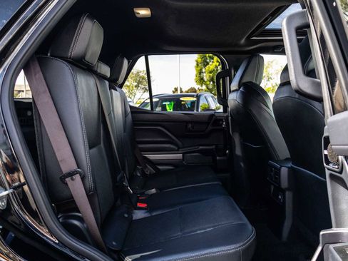 Certified 2025 Toyota 4Runner TRD Off-Road Premium image 21