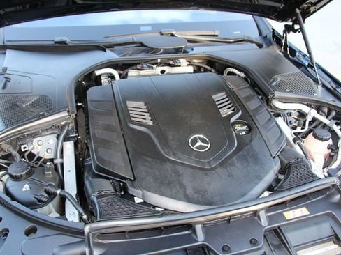 Used 2022 Mercedes-Benz S 580 S 580 image 15
