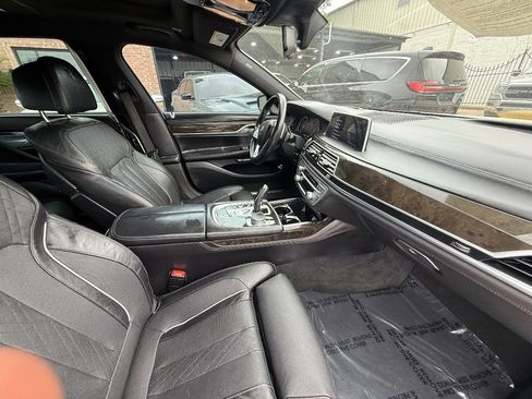 Used 2016 BMW 740i RWD image 16