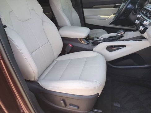 Used 2020 Kia Telluride EX AWD/4WD image 18