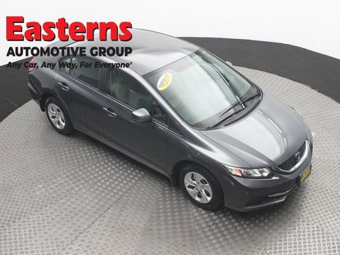 Used 2013 Honda Civic LX image 3