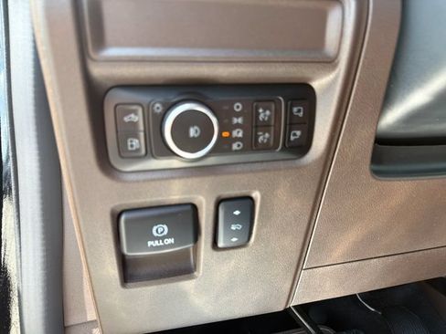 Used 2025 Ford F150 King Ranch AWD/4WD image 30