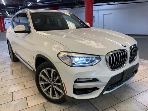 Used 2018 BMW X3 xDrive30i image 3