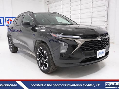 New 2026 Chevrolet Trax RS w/ Driver Confidence Package image 3