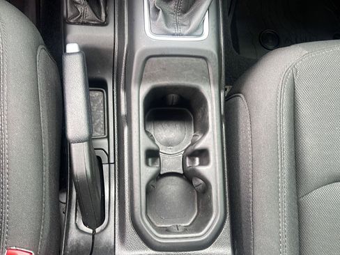 Used 2021 Jeep Wrangler Sport AWD/4WD image 28