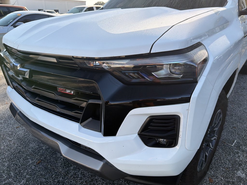 Used 2026 Chevrolet Colorado Z71 AWD/4WD image 9
