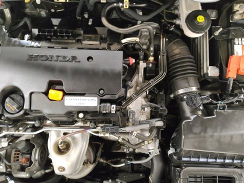 Used 2019 Honda Civic Sport image 30