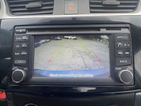 Used 2016 Nissan Sentra SR w/ SR Premium Package image 31