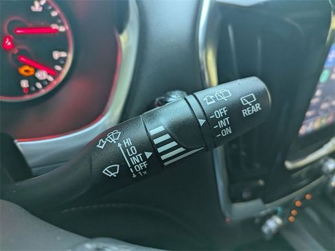 Used 2023 Chevrolet Traverse Premier w/ Redline Edition image 14