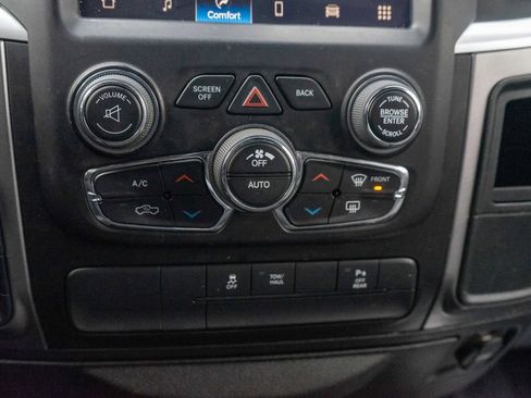 Used 2022 RAM 1500 Classic Warlock AWD/4WD image 19