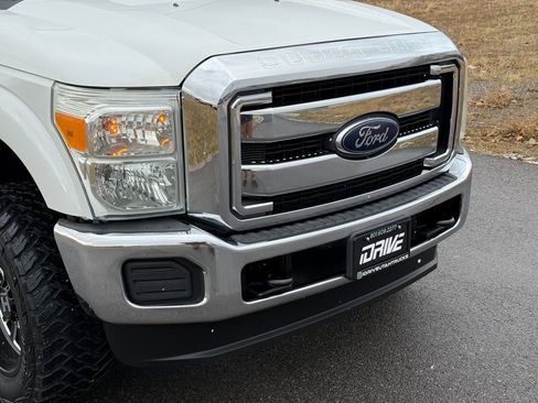 Used 2012 Ford F250 XLT AWD/4WD image 4