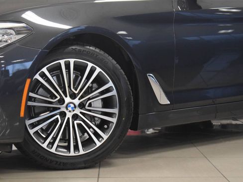 Used 2018 BMW 540i RWD image 16