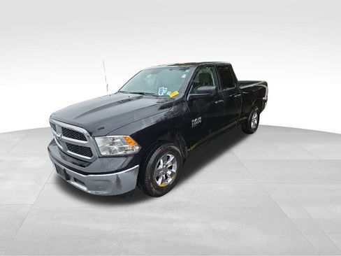 Used 2024 RAM 1500 Classic SLT image 12