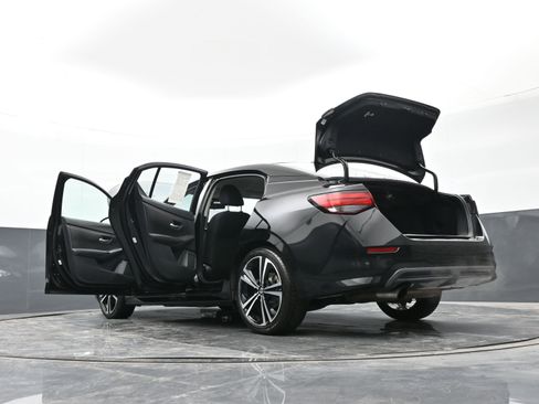 Used 2021 Nissan Sentra SR image 50