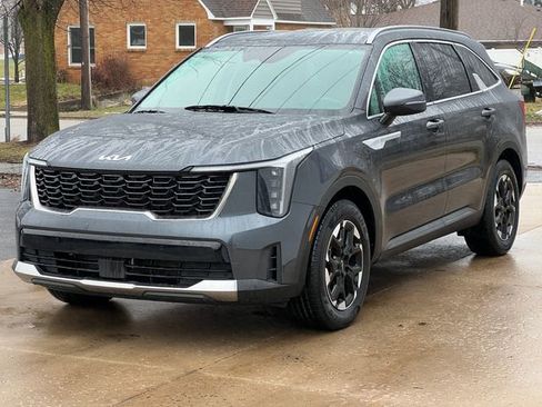 Used 2024 Kia Sorento S image 41