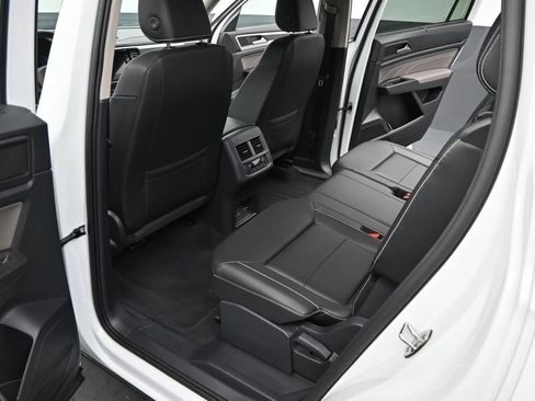 Used 2023 Volkswagen Atlas SE w/ Panoramic Sunroof Package AWD/4WD image 28