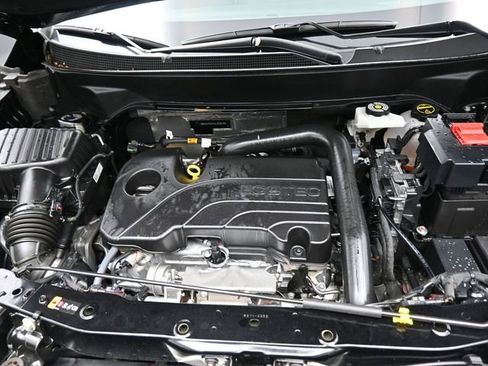 Used 2025 Chevrolet Equinox LT image 31