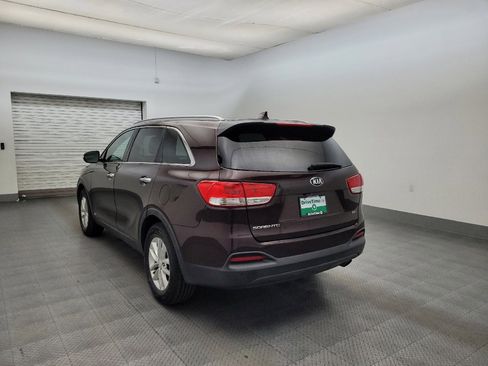 Used 2016 Kia Sorento AWD w/ LX Convenience Package image 5