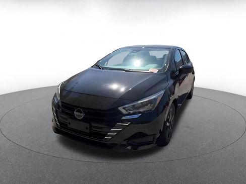 Used 2025 Nissan Versa SV FWD image 6