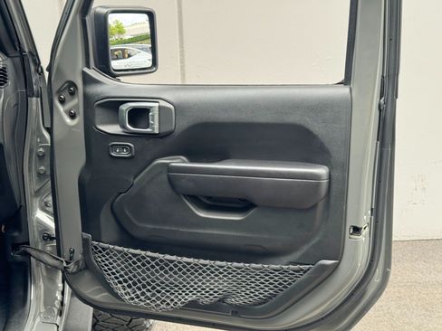 Used 2021 Jeep Gladiator Mojave AWD/4WD image 42