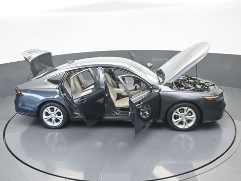 Used 2024 Honda Accord LX image 63
