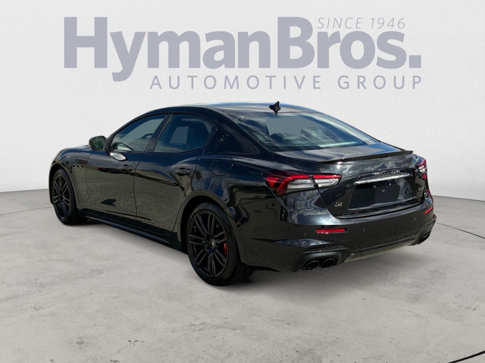 Used 2023 Maserati Ghibli Modena Q4 AWD/4WD image 5