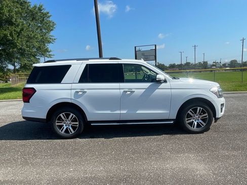Used 2022 Ford Expedition Limited RWD image 8