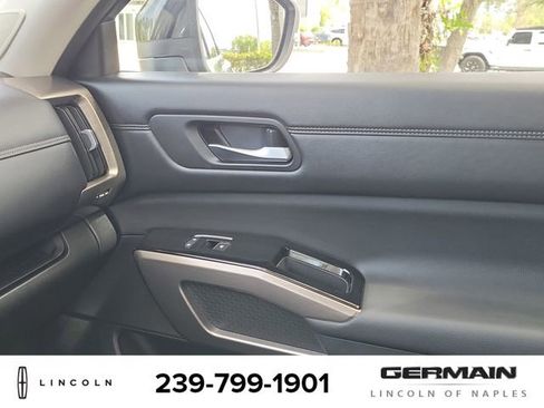 Used 2024 Nissan Pathfinder Platinum AWD/4WD image 28