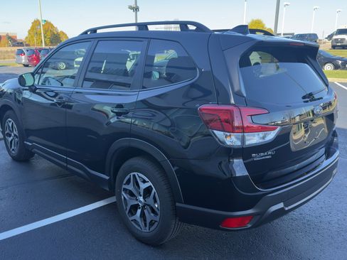 Certified 2024 Subaru Forester Premium image 5