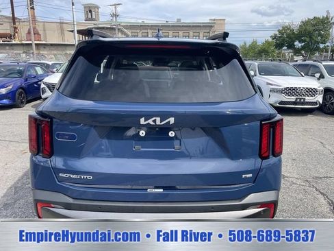 Used 2024 Kia Sorento X-Line EX AWD/4WD image 4