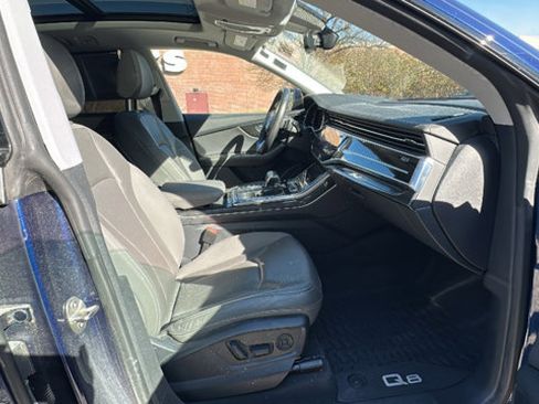 Used 2019 Audi Q8 Prestige image 25
