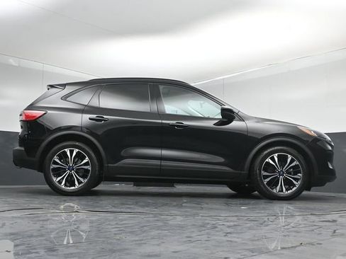 Used 2021 Ford Escape SE w/ SE Sport Appearance Package image 44