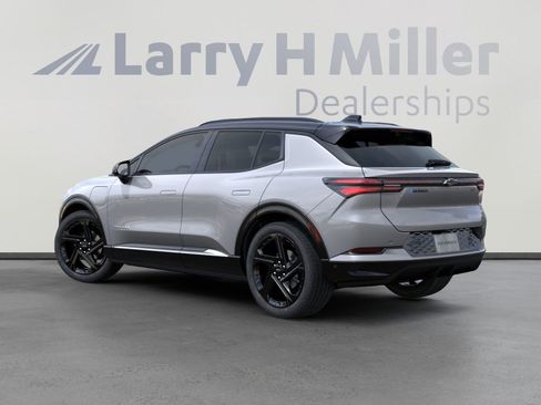 New 2026 Chevrolet Equinox EV RS image 3