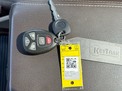 Used 2016 GMC Acadia Denali FWD image 25