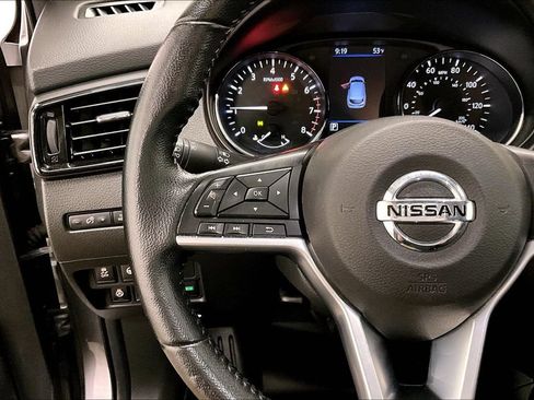 Used 2022 Nissan Rogue Sport SV w/ Technology Package AWD/4WD image 11