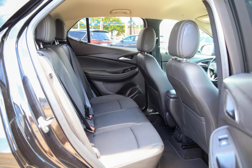 Used 2025 Buick Encore GX Preferred FWD image 10
