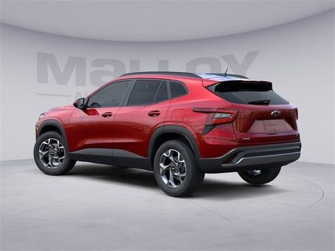 New 2026 Chevrolet Trax LT image 3