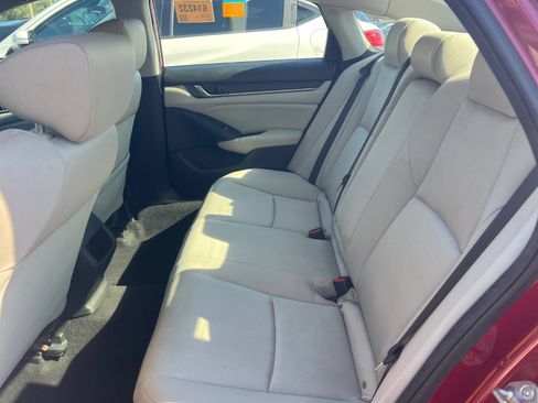 Used 2019 Honda Accord LX image 3